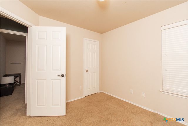 6704 Indian Hawthorne Drive, Killeen, TX 76542