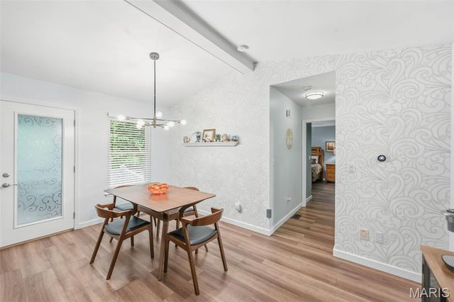 48 Rue De Paix 39, Lake St Louis, MO 63367