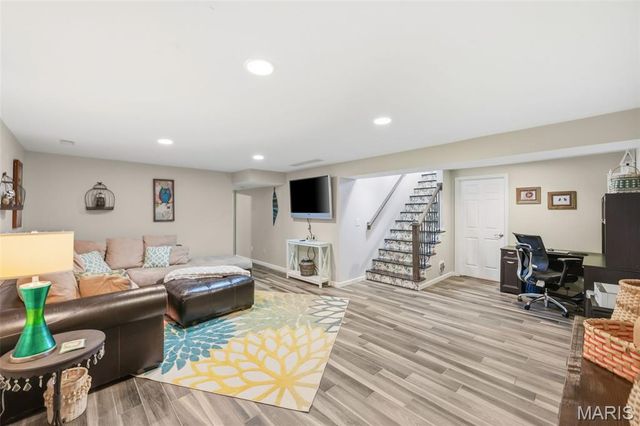 48 Rue De Paix 39, Lake St Louis, MO 63367