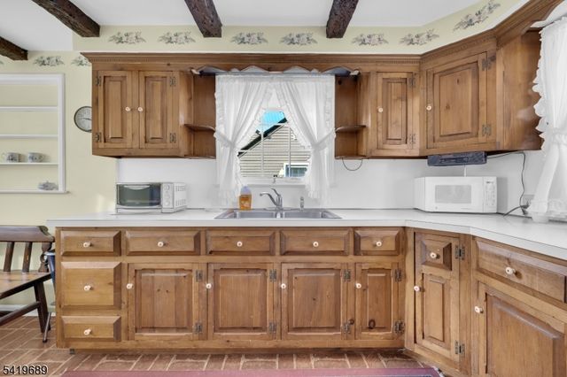 273 Mountain Ave, North Plainfield Boro, NJ 07060