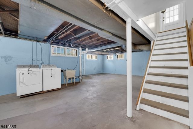 273 Mountain Ave, North Plainfield Boro, NJ 07060