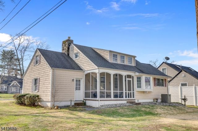 273 Mountain Ave, North Plainfield Boro, NJ 07060