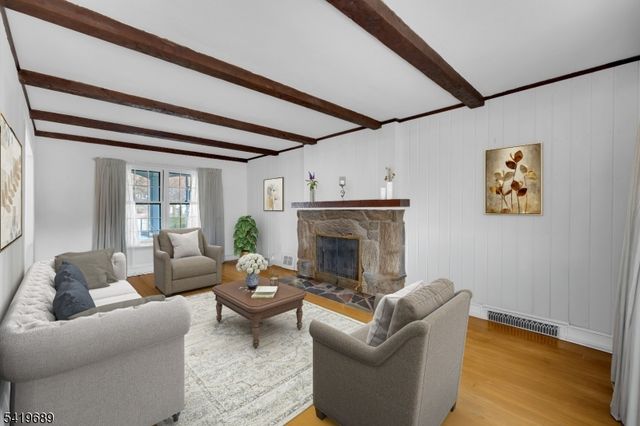 273 Mountain Ave, North Plainfield Boro, NJ 07060