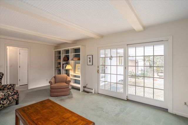 1440 Edgewood Avenue SE, Grand Rapids, MI 49506