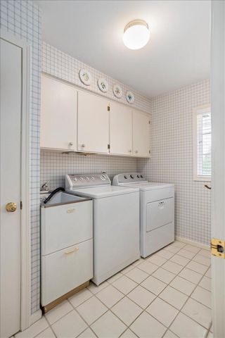 1440 Edgewood Avenue SE, Grand Rapids, MI 49506