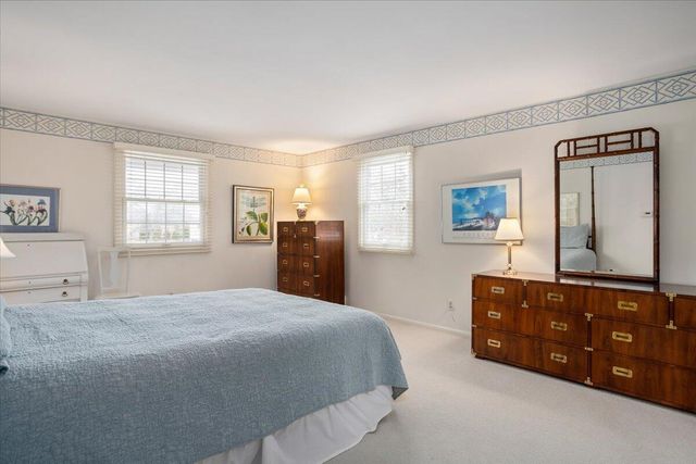 1440 Edgewood Avenue SE, Grand Rapids, MI 49506