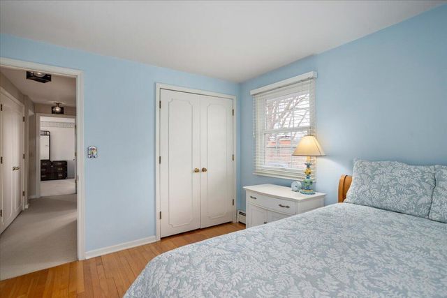 1440 Edgewood Avenue SE, Grand Rapids, MI 49506