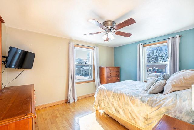 908 EIGHTH STREET, Menasha, WI 54952