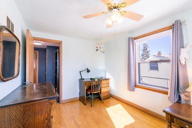 908 EIGHTH STREET, Menasha, WI 54952