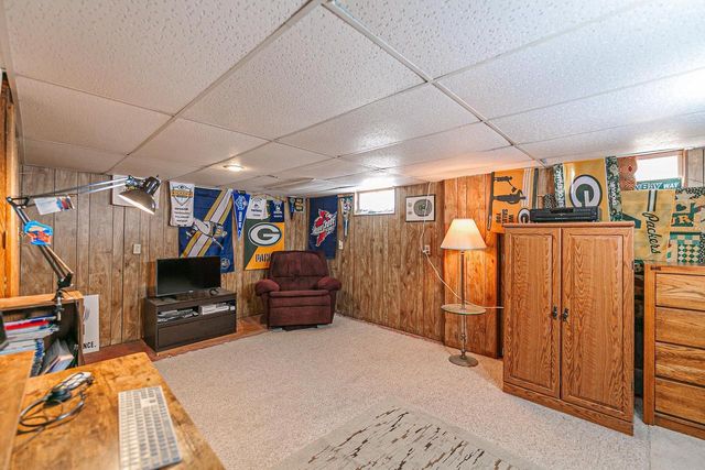 908 EIGHTH STREET, Menasha, WI 54952