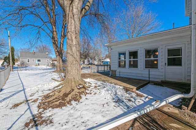 908 EIGHTH STREET, Menasha, WI 54952