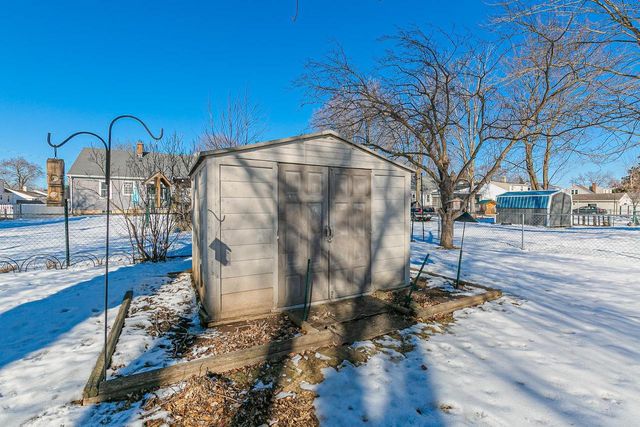 908 EIGHTH STREET, Menasha, WI 54952