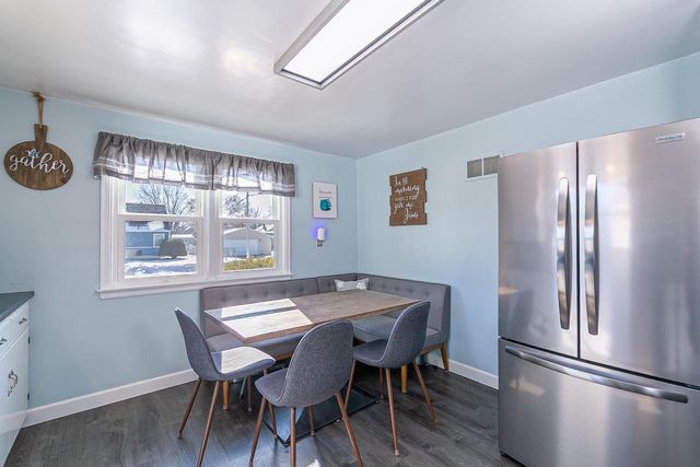 908 EIGHTH STREET, Menasha, WI 54952