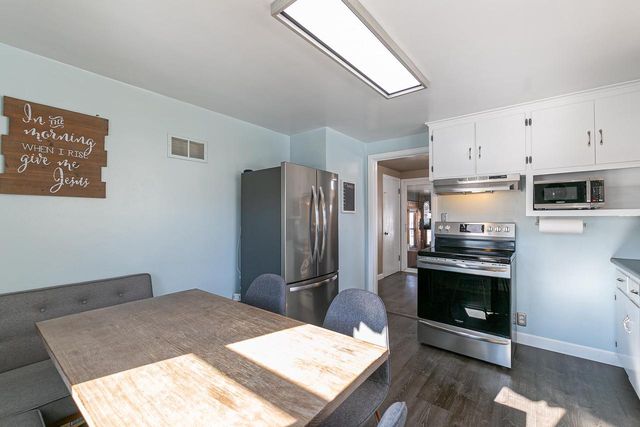 908 EIGHTH STREET, Menasha, WI 54952