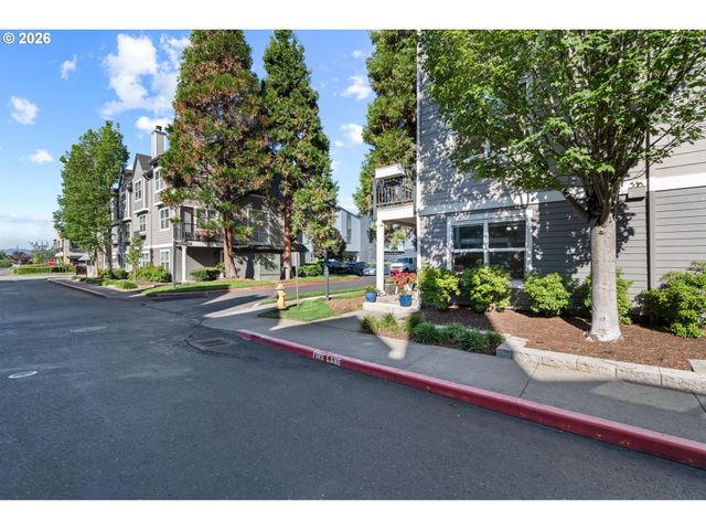 1728 Se HALYARD Ln, Vancouver, WA 98661