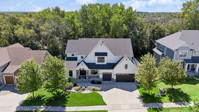 15805 43rd Place N, Plymouth, MN 55446
