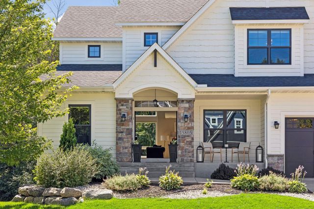 15805 43rd Place N, Plymouth, MN 55446