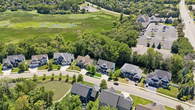 15805 43rd Place N, Plymouth, MN 55446
