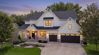 15805 43rd Place N, Plymouth, MN 55446