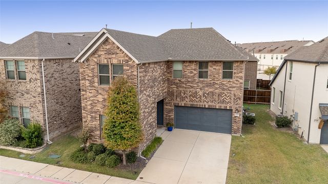 223 Woodson Street, Irving, TX 75063