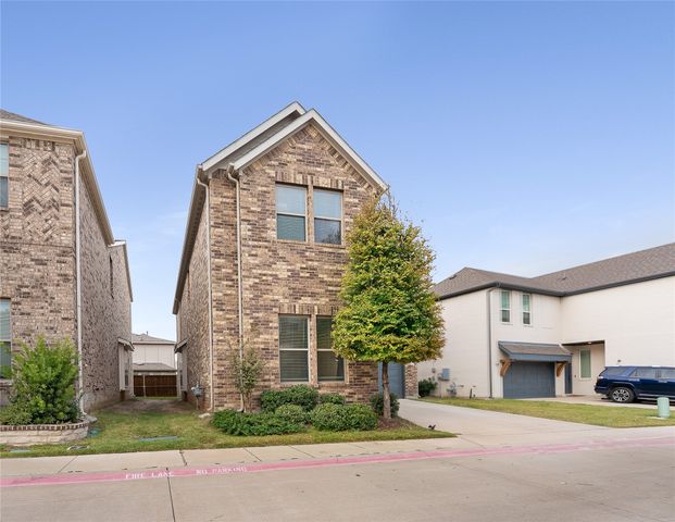 223 Woodson Street, Irving, TX 75063