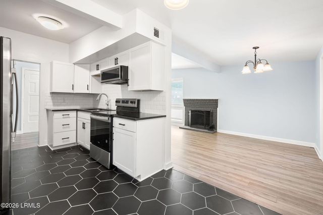 2003 Broad River Drive, Beaufort, SC 29906