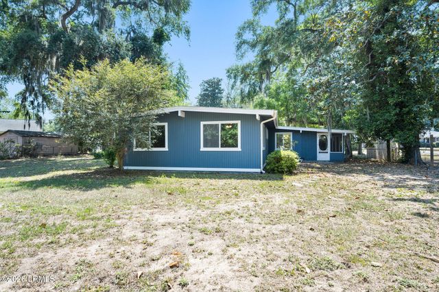 2003 Broad River Drive, Beaufort, SC 29906