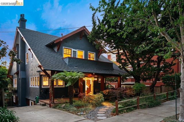 1408 Arch St, Berkeley, CA 94708