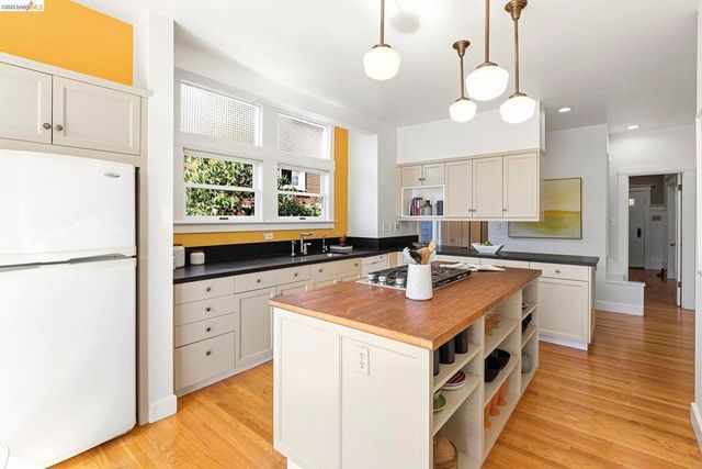 1408 Arch St, Berkeley, CA 94708