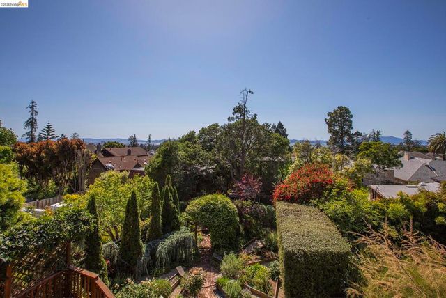 1408 Arch St, Berkeley, CA 94708