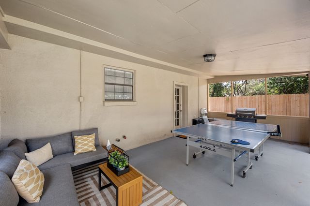 3458 Suffolk Drive, Fort Worth, TX 76109