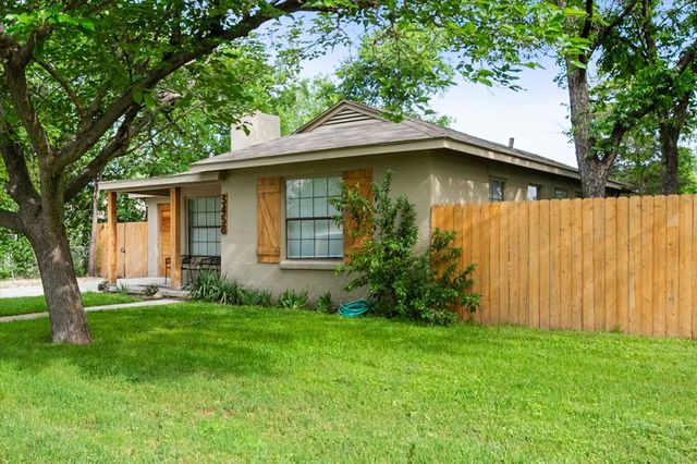 3458 Suffolk Drive, Fort Worth, TX 76109
