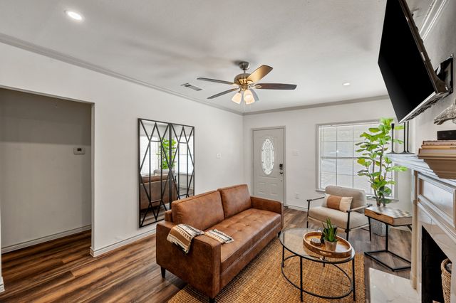 3458 Suffolk Drive, Fort Worth, TX 76109