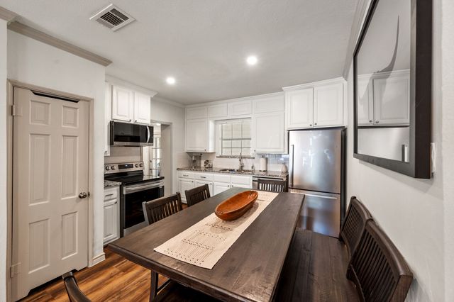 3458 Suffolk Drive, Fort Worth, TX 76109