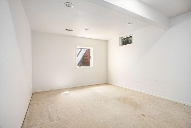 90 Oakdale Lane, Coldwater City, MI 49036