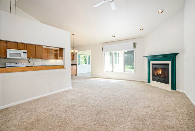 90 Oakdale Lane, Coldwater City, MI 49036