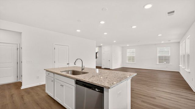 442 Cadbury Loop, Summerville, SC 29486