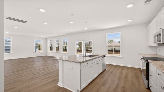 442 Cadbury Loop, Summerville, SC 29486