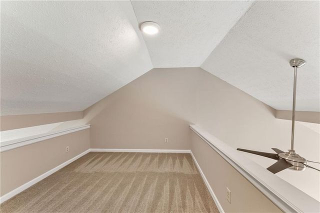 1047 Kennesborough Road NW, Kennesaw, GA 30144