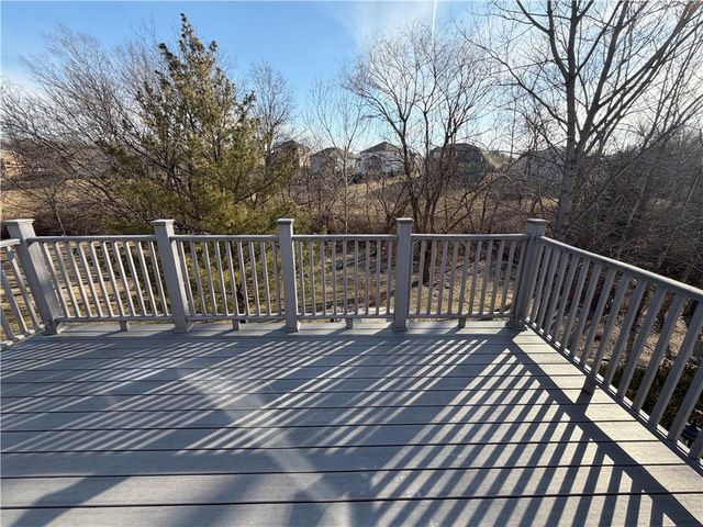 8643 N Myrtle Avenue, Kansas City, MO 64156