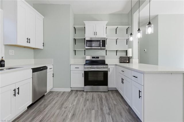 62 Buxton AVE, Newport News, VA 23607