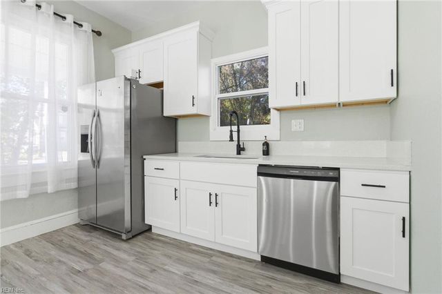 62 Buxton AVE, Newport News, VA 23607