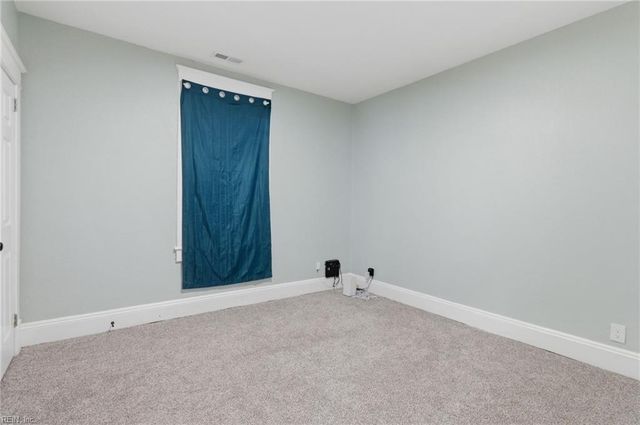 62 Buxton AVE, Newport News, VA 23607