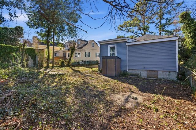 62 Buxton AVE, Newport News, VA 23607