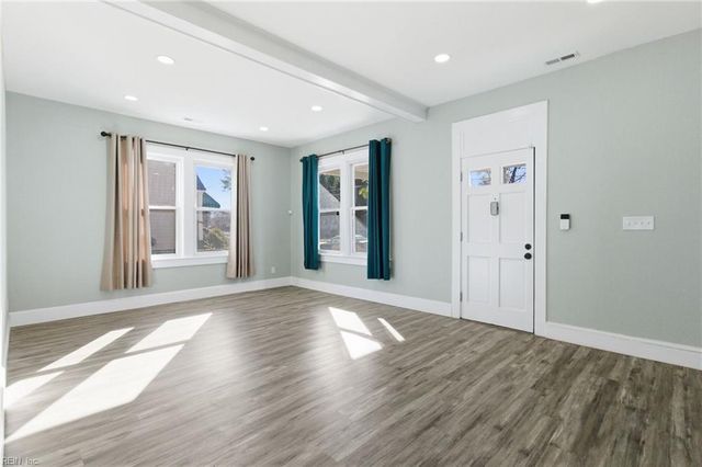 62 Buxton AVE, Newport News, VA 23607