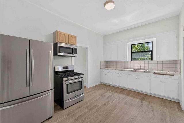 21459 Locust Street, Hayward, CA 94541