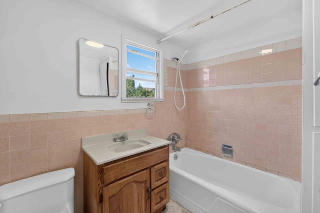 21459 Locust Street, Hayward, CA 94541