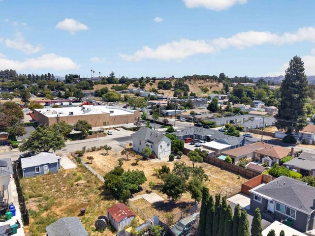 21459 Locust Street, Hayward, CA 94541