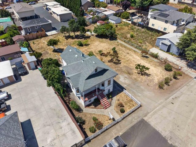 21459 Locust Street, Hayward, CA 94541
