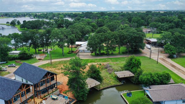 99 Hilltop Drive, Trinidad, TX 75163